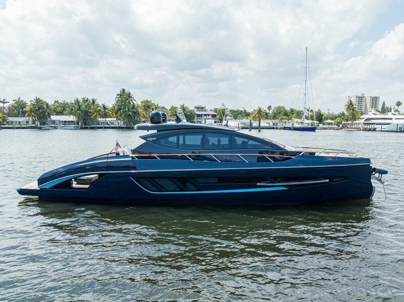 Lazzara Yachts For Sale | SI Yachts
