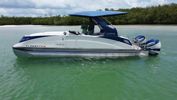 Photo of 2021 HARRIS Crowne SL 270 Twin Engine