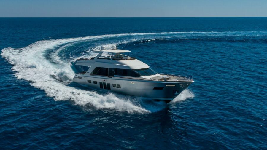 Lazzara Yachts For Sale | SI Yachts