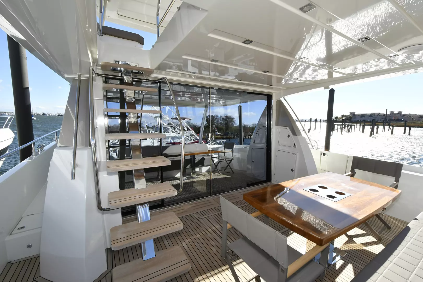 Prestige 680 Flybridge-2023-ON ORDER Staten Island-New York-United StatesSteps to Bridge 1083779