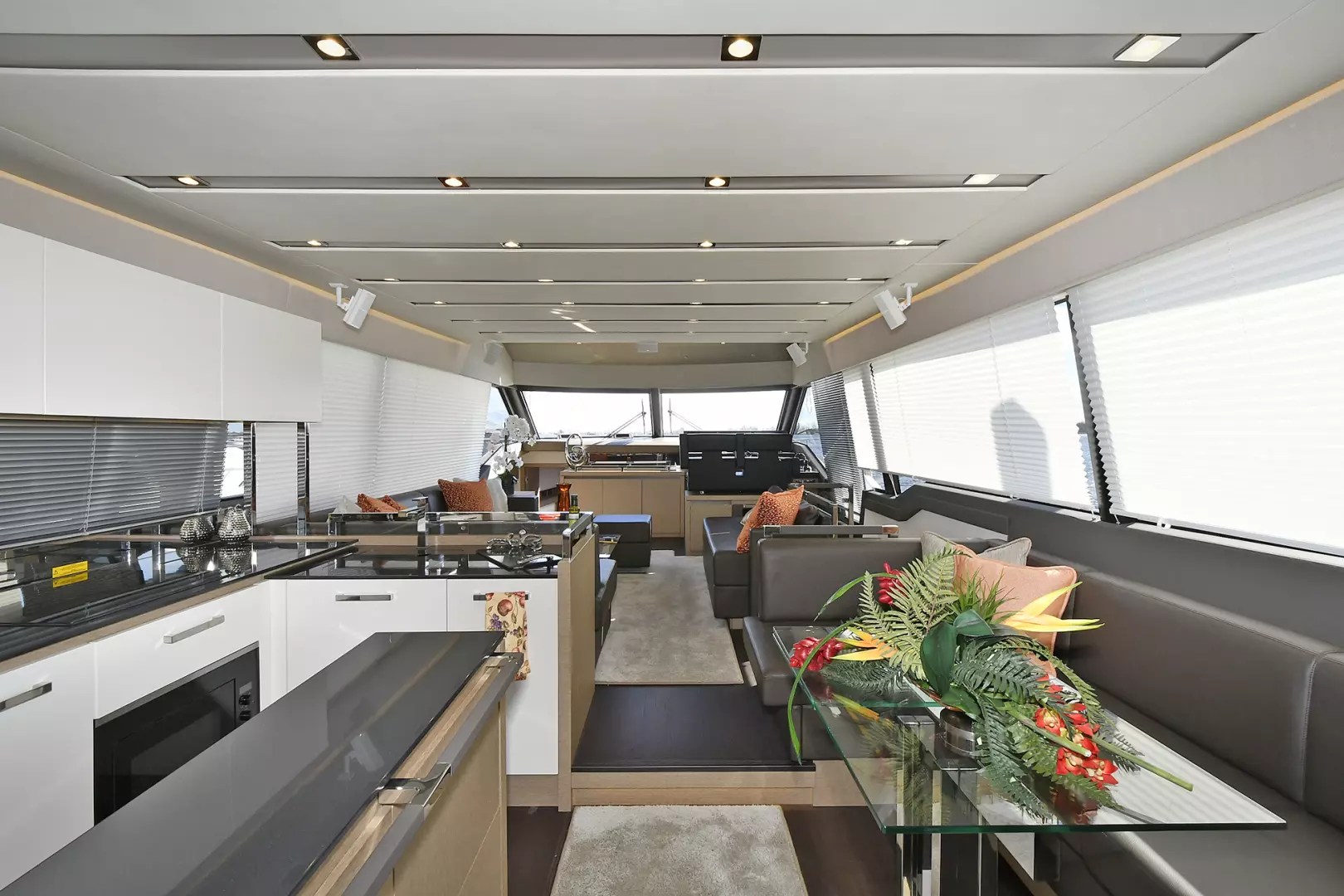 Prestige 680 Flybridge-2023-ON ORDER Staten Island-New York-United StatesSalon  1083788