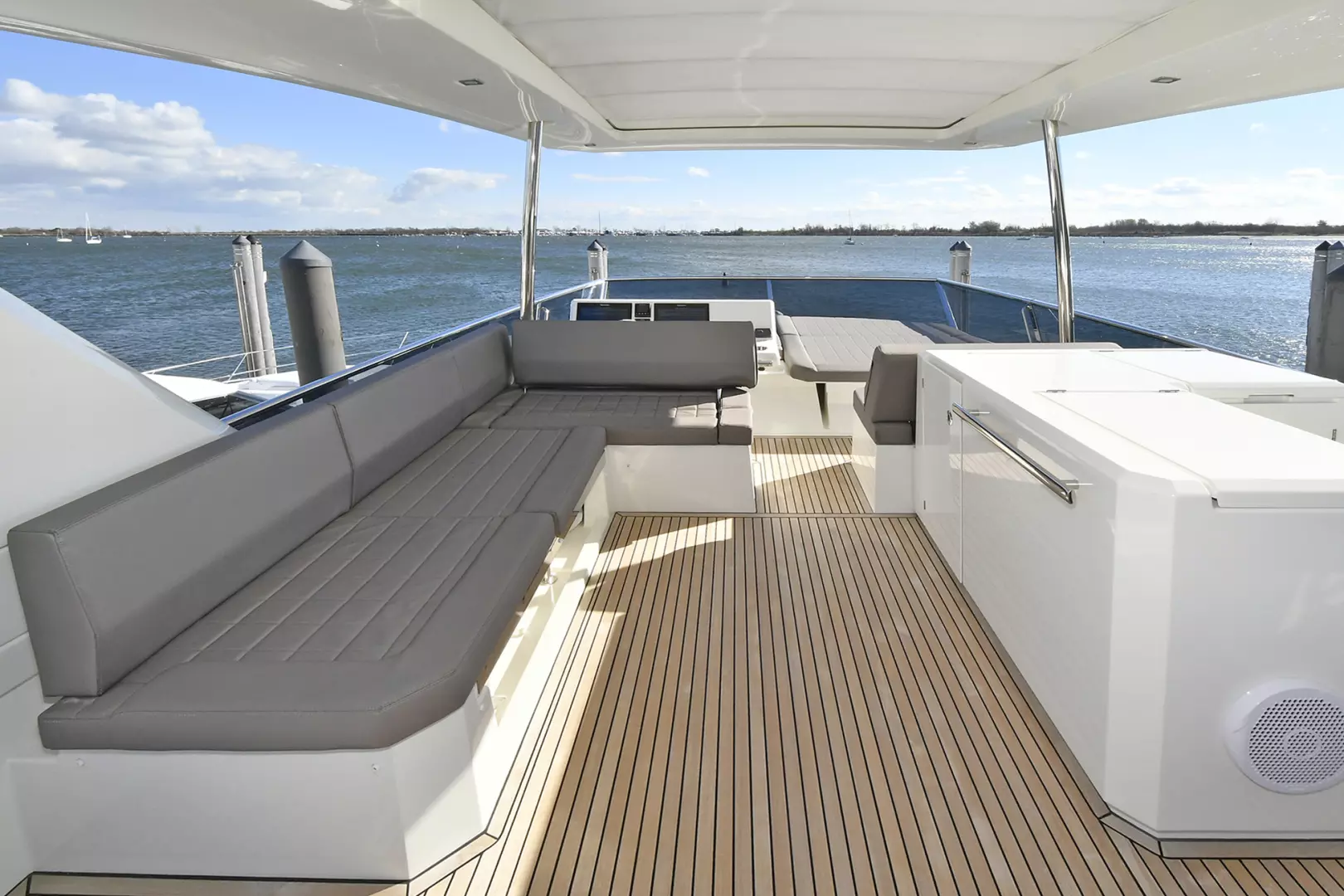 Prestige 680 Flybridge-2023-ON ORDER Staten Island-New York-United StatesFlybridge 1083782