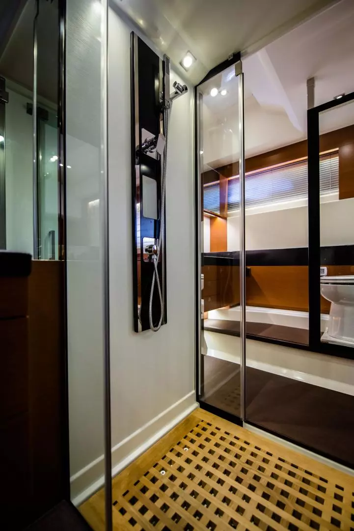 Prestige 550 Flybridge-2015-Marinas Jule Norwalk-Connecticut-United States 783272