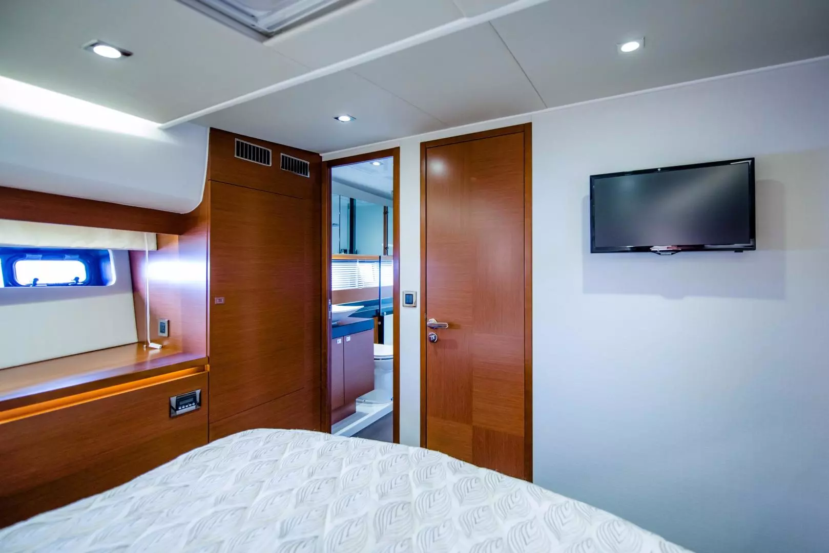 Prestige 550 Flybridge-2015-Marinas Jule Norwalk-Connecticut-United States 783268