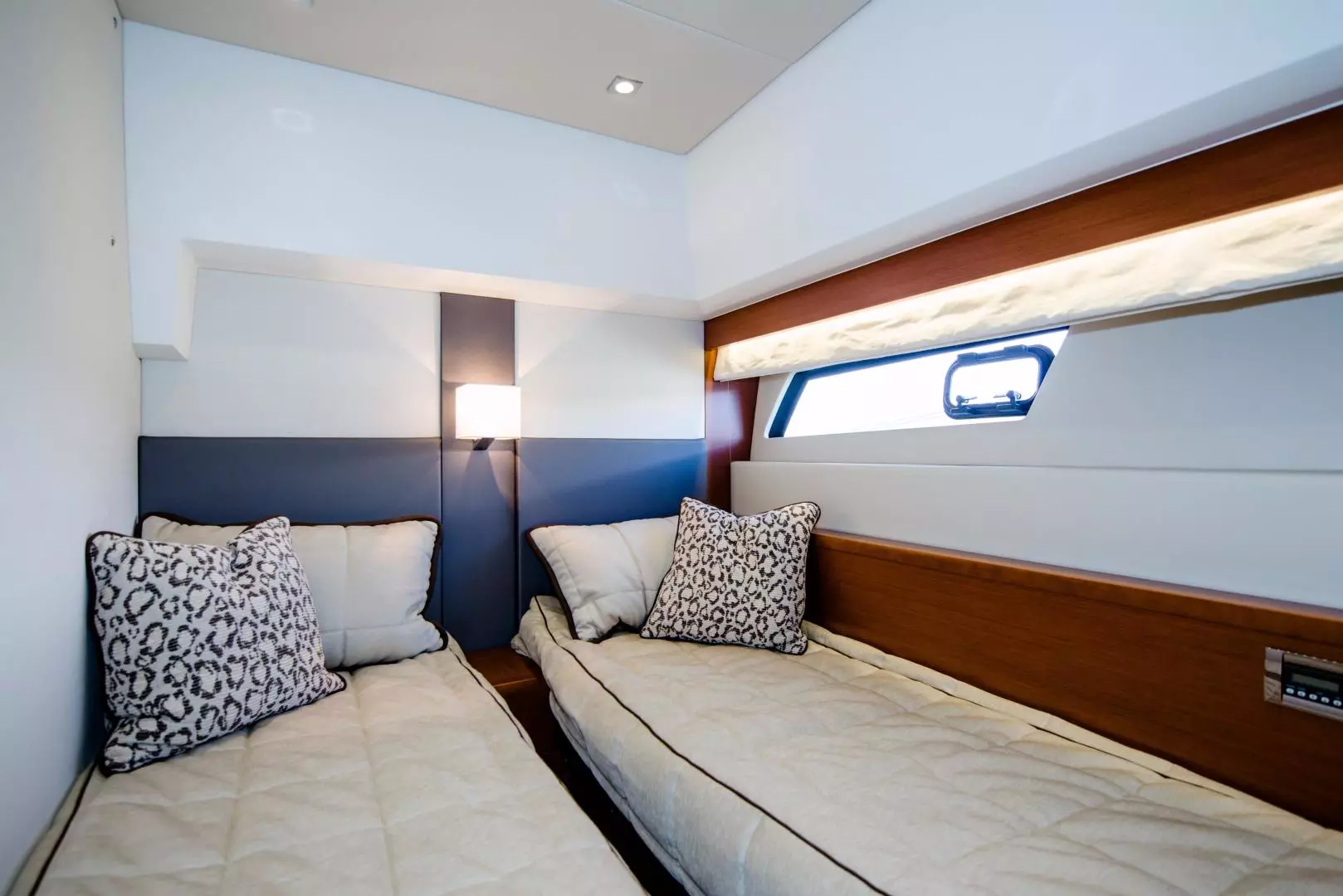 Prestige 550 Flybridge-2015-Marinas Jule Norwalk-Connecticut-United States 783261