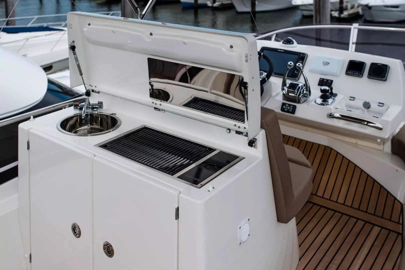 Prestige 550 Flybridge-2015-Marinas Jule Norwalk-Connecticut-United States 783285