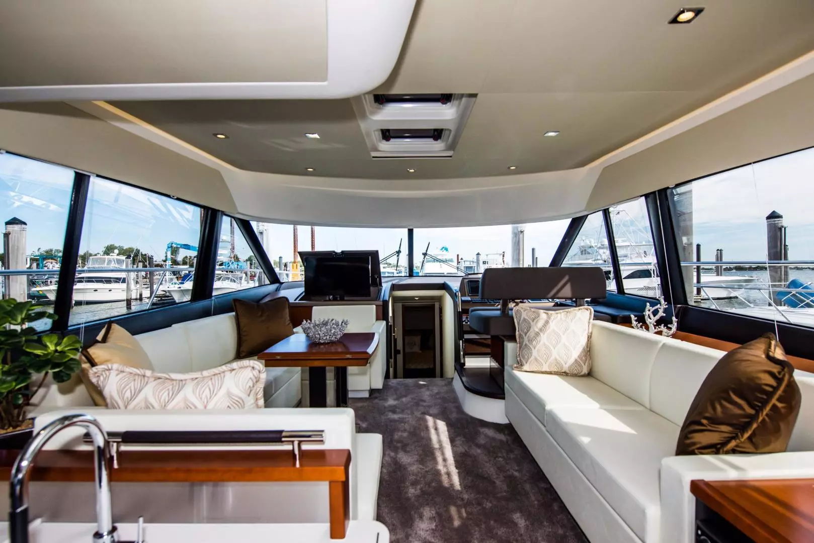 Prestige 550 Flybridge-2015-Marinas Jule Norwalk-Connecticut-United States 783279