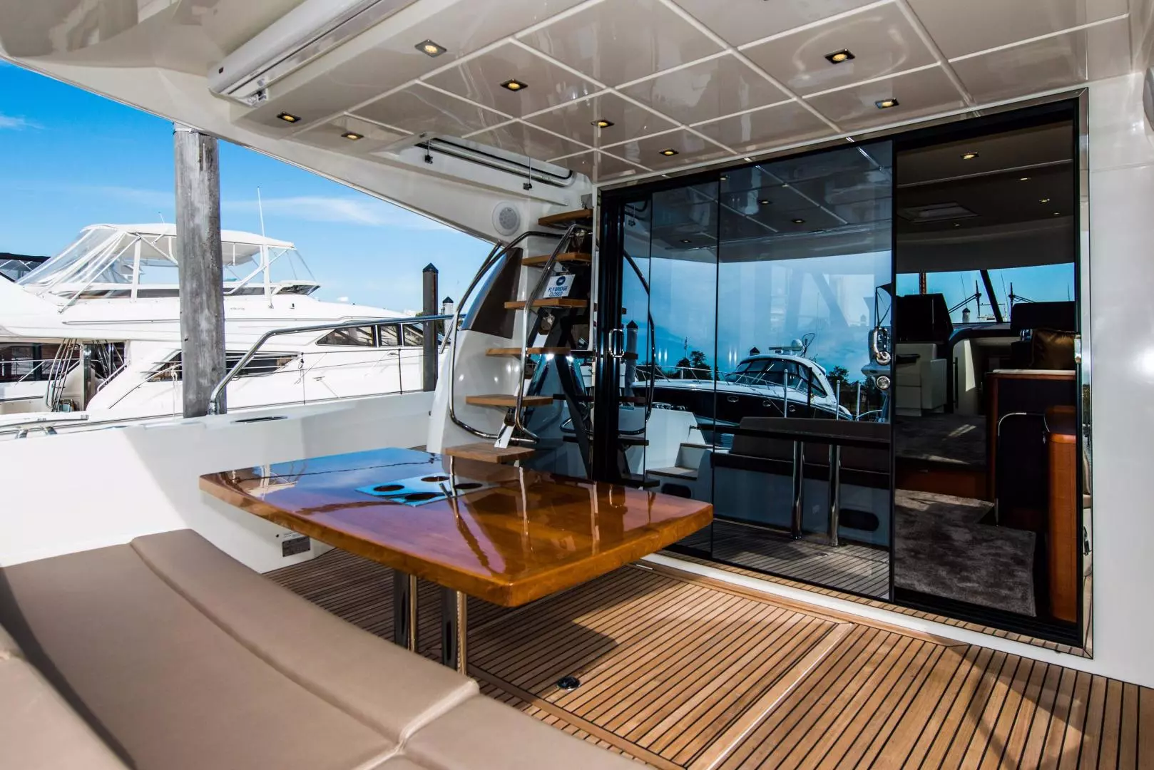 Prestige 550 Flybridge-2015-Marinas Jule Norwalk-Connecticut-United States 783287