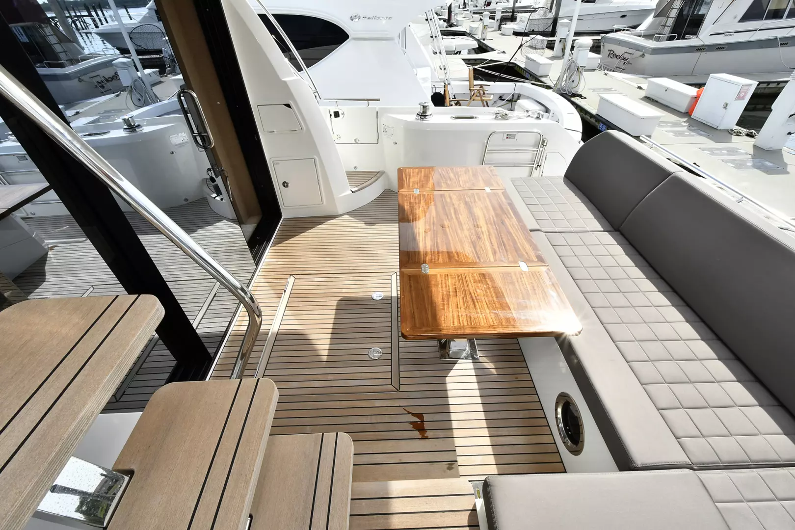 Prestige 520 Flybridge-2025-ON ORDER Staten Island-New York-United StatesCockpit  1072961