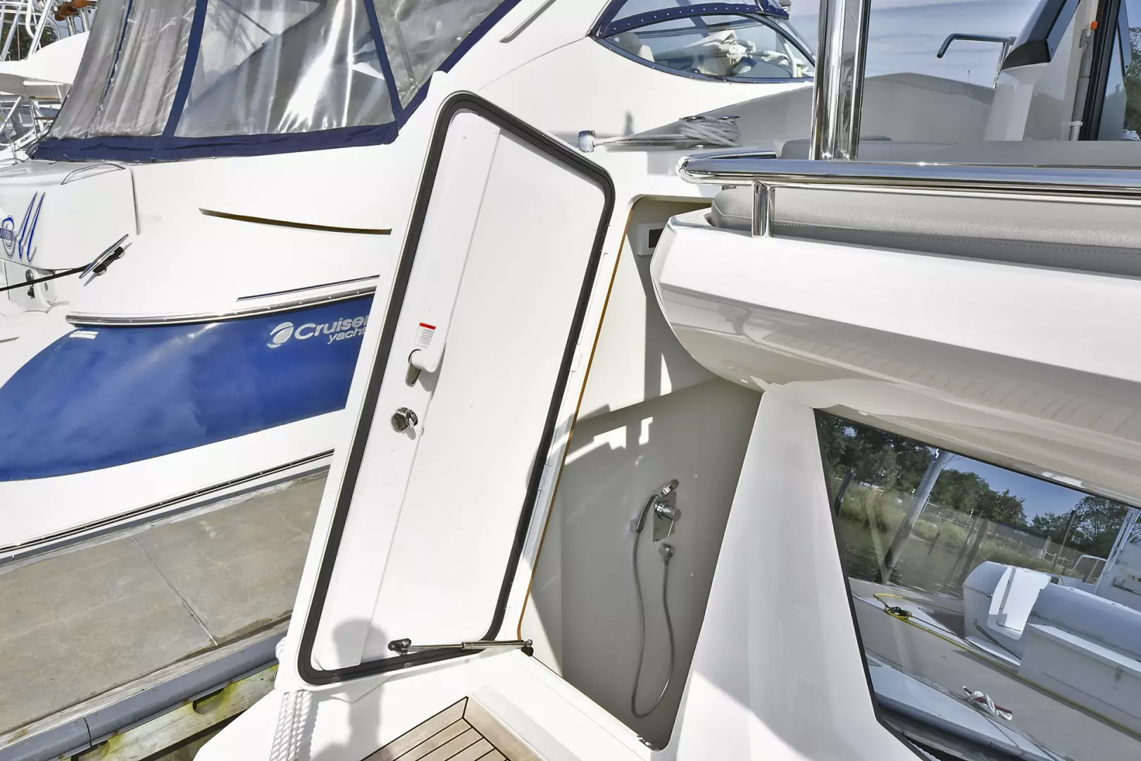 Absolute 50 Fly-2024-ON ORDER Staten Island-New York-United StatesCrew Quarters Entry 1073044