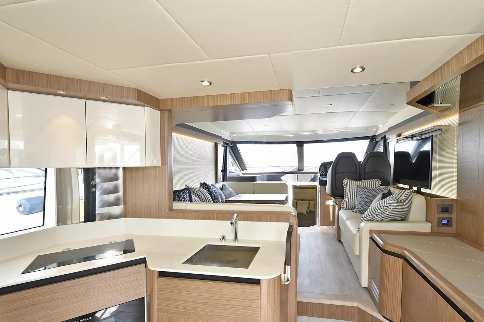 Absolute 50 Fly-2024-ON ORDER Staten Island-New York-United StatesSalon / galley 1073067