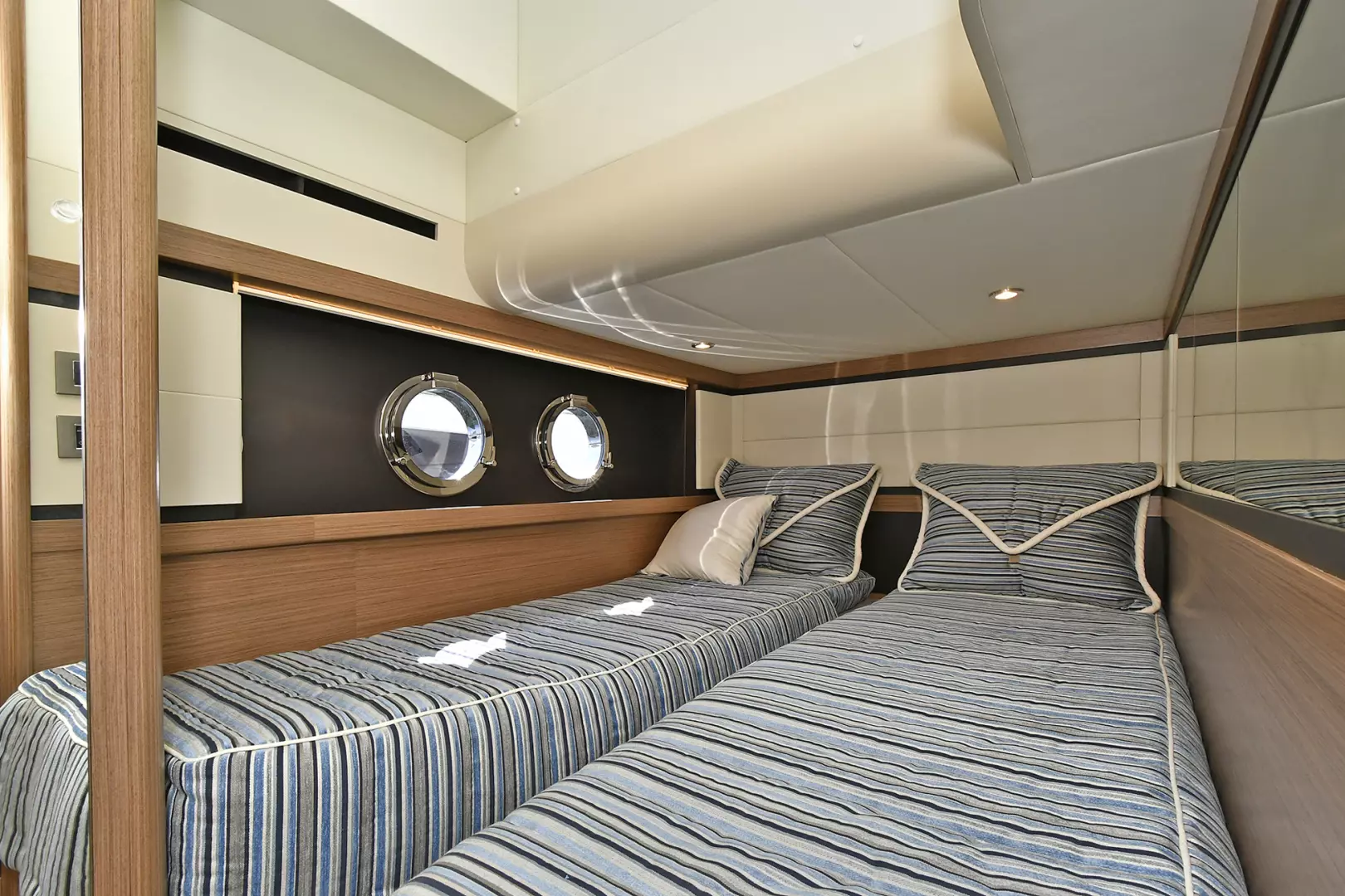 Absolute 50 Fly-2024-ON ORDER Staten Island-New York-United StatesGuest Stateroom 1073080