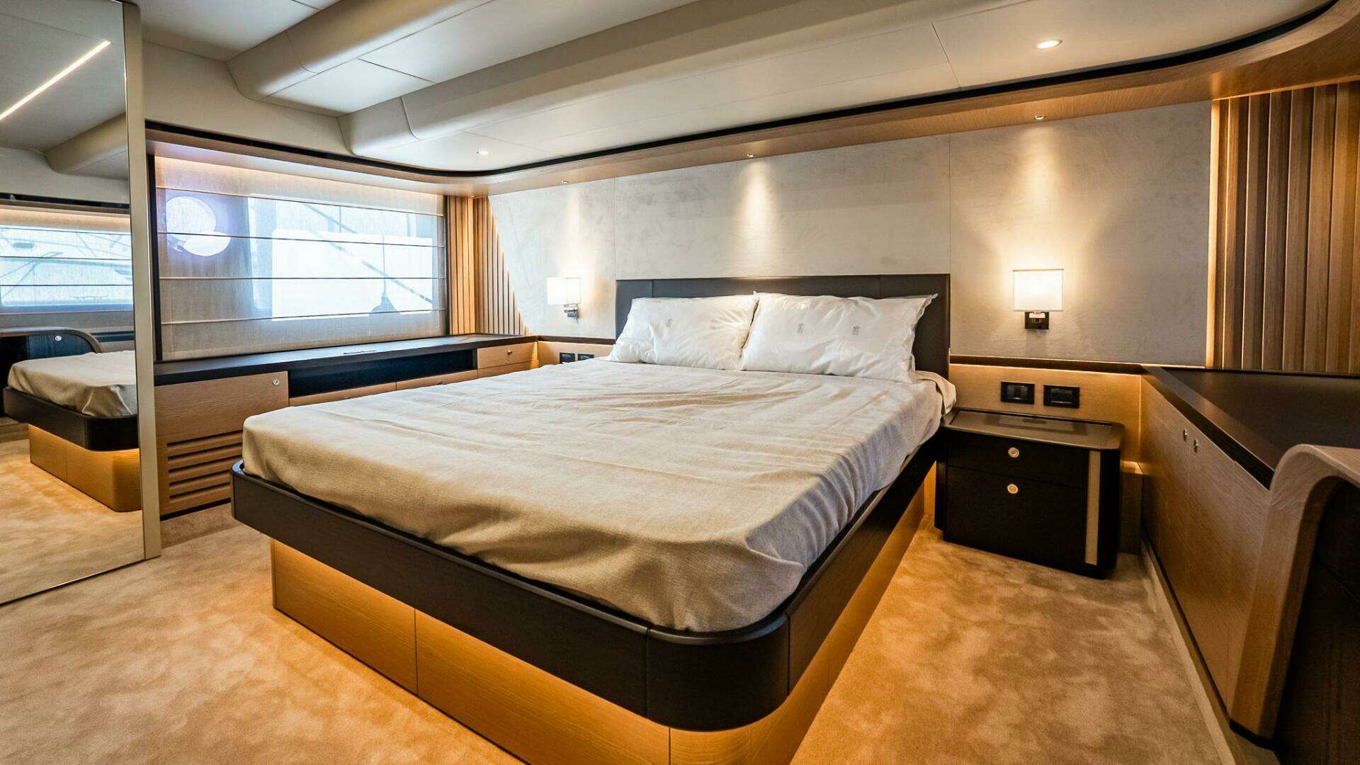 Absolute Navetta 58-2026-IN STOCK-AVAILABLE NOW Staten Island-New York-United States 5624466
