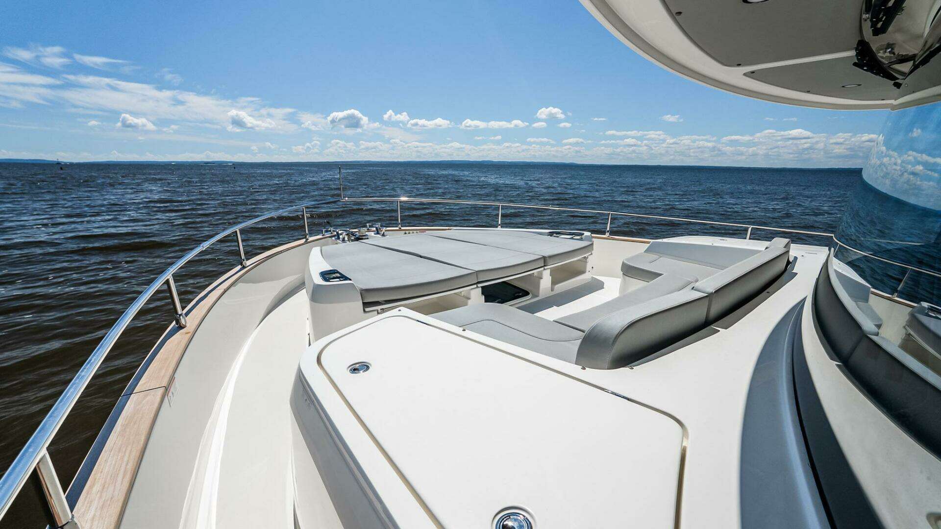 Absolute Navetta 58-2026-IN STOCK-AVAILABLE NOW Staten Island-New York-United States 5624427