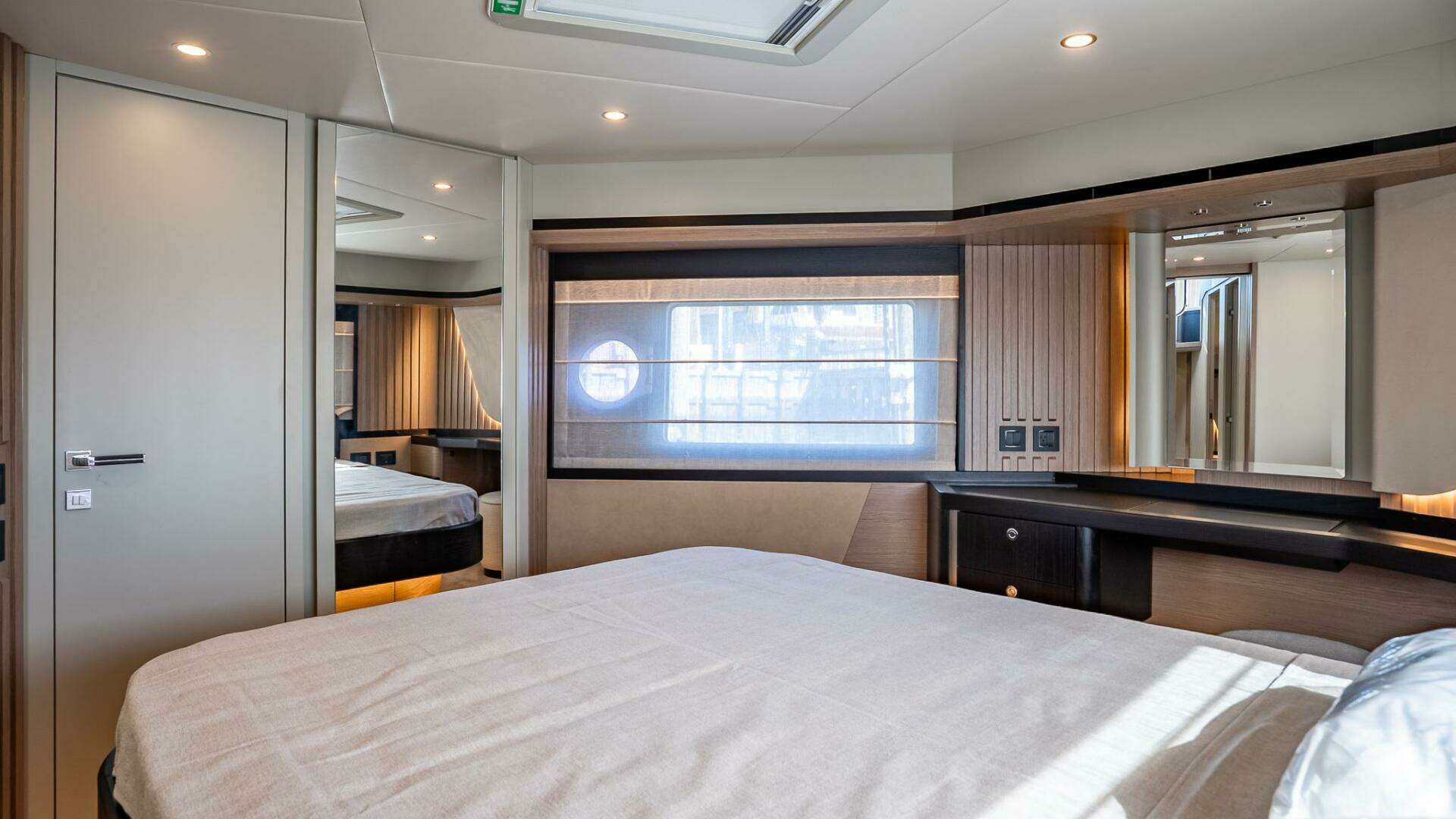 Absolute Navetta 58-2026-IN STOCK-AVAILABLE NOW Staten Island-New York-United States 5624459