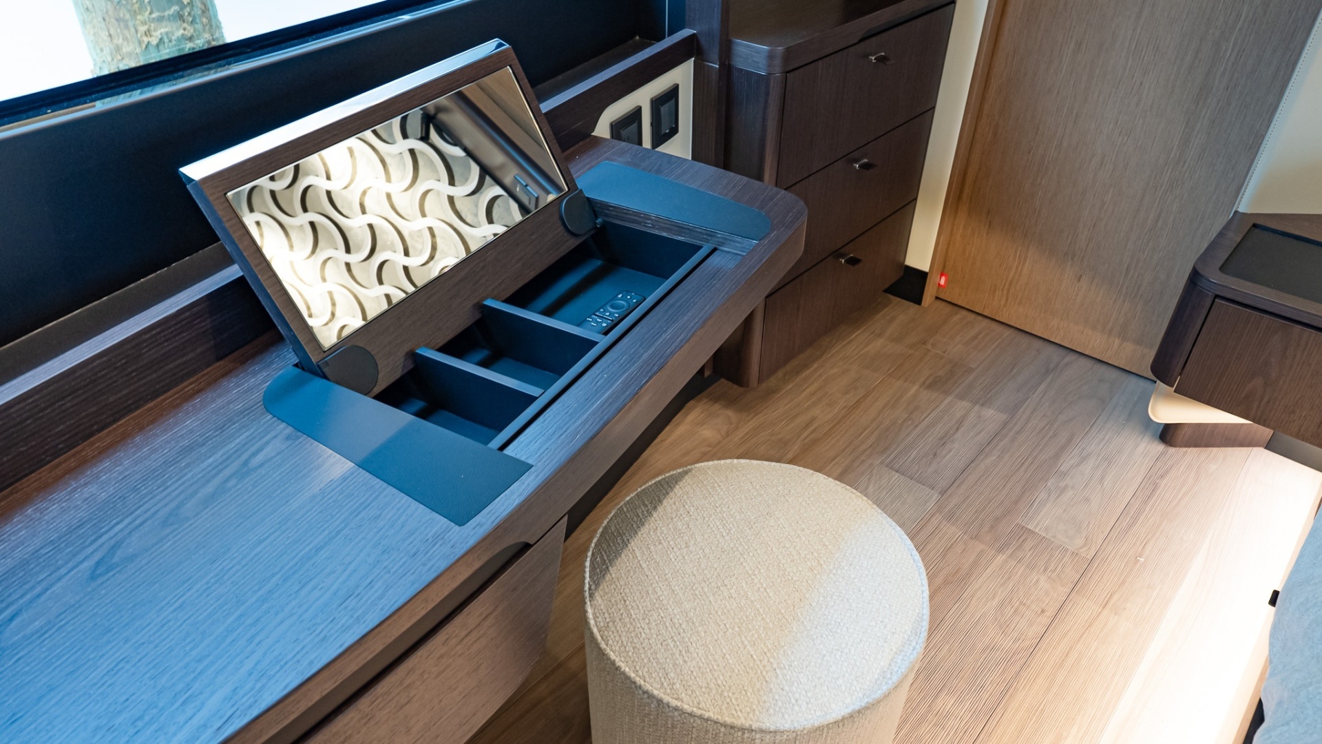Absolute 60 Fly-2026-ON ORDER Staten Island-New York-United States 6046087