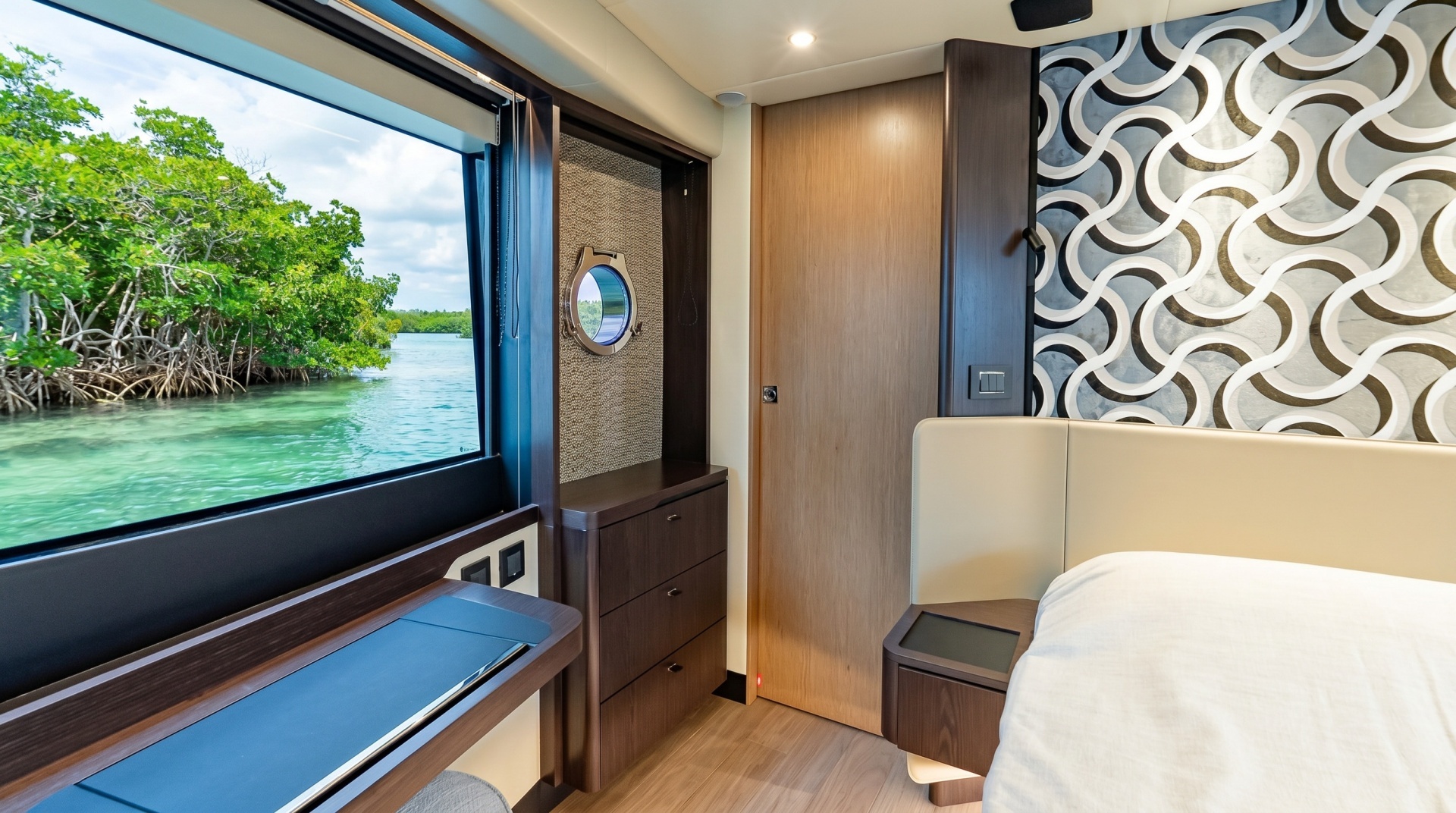 Absolute 60 Fly-2026-ON ORDER Staten Island-New York-United States 6046120