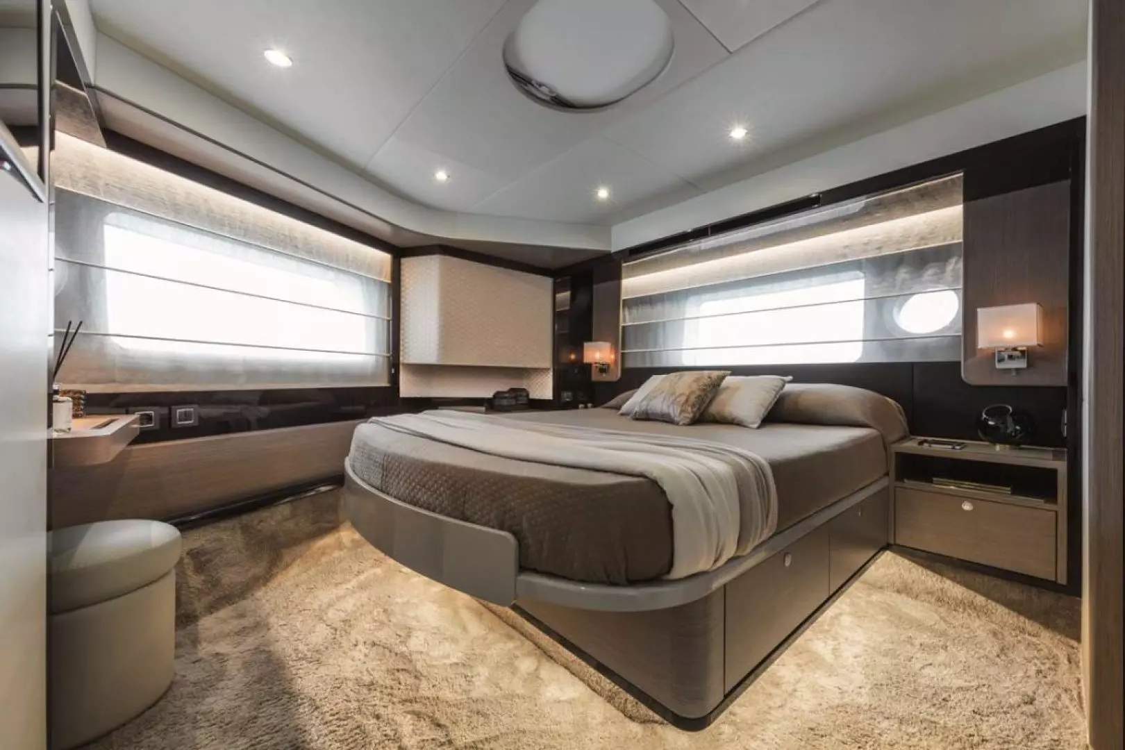 Absolute Navetta 48-2026-ON ORDER Staten Island-New York-United StatesVIP Stateroom  1196427