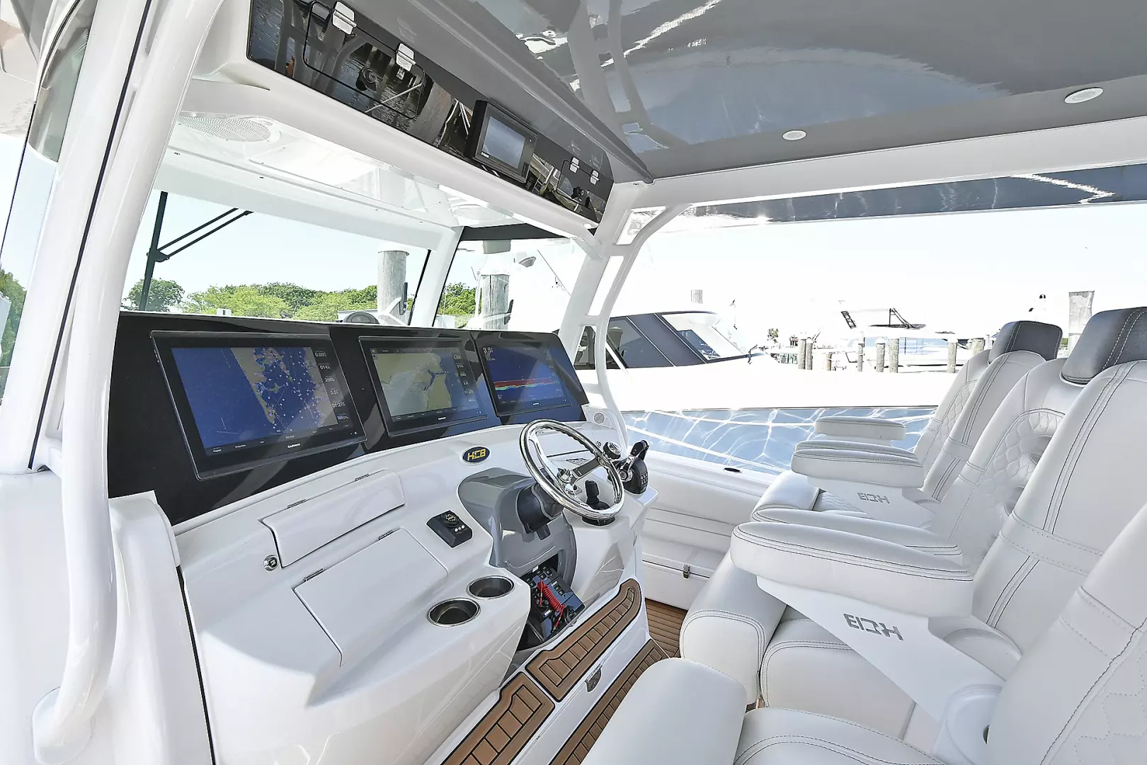 HCB 53 Sueños-2019-ON ORDER Staten Island-New York-United States( 3 ) Swivel Captain Chairs 1194759