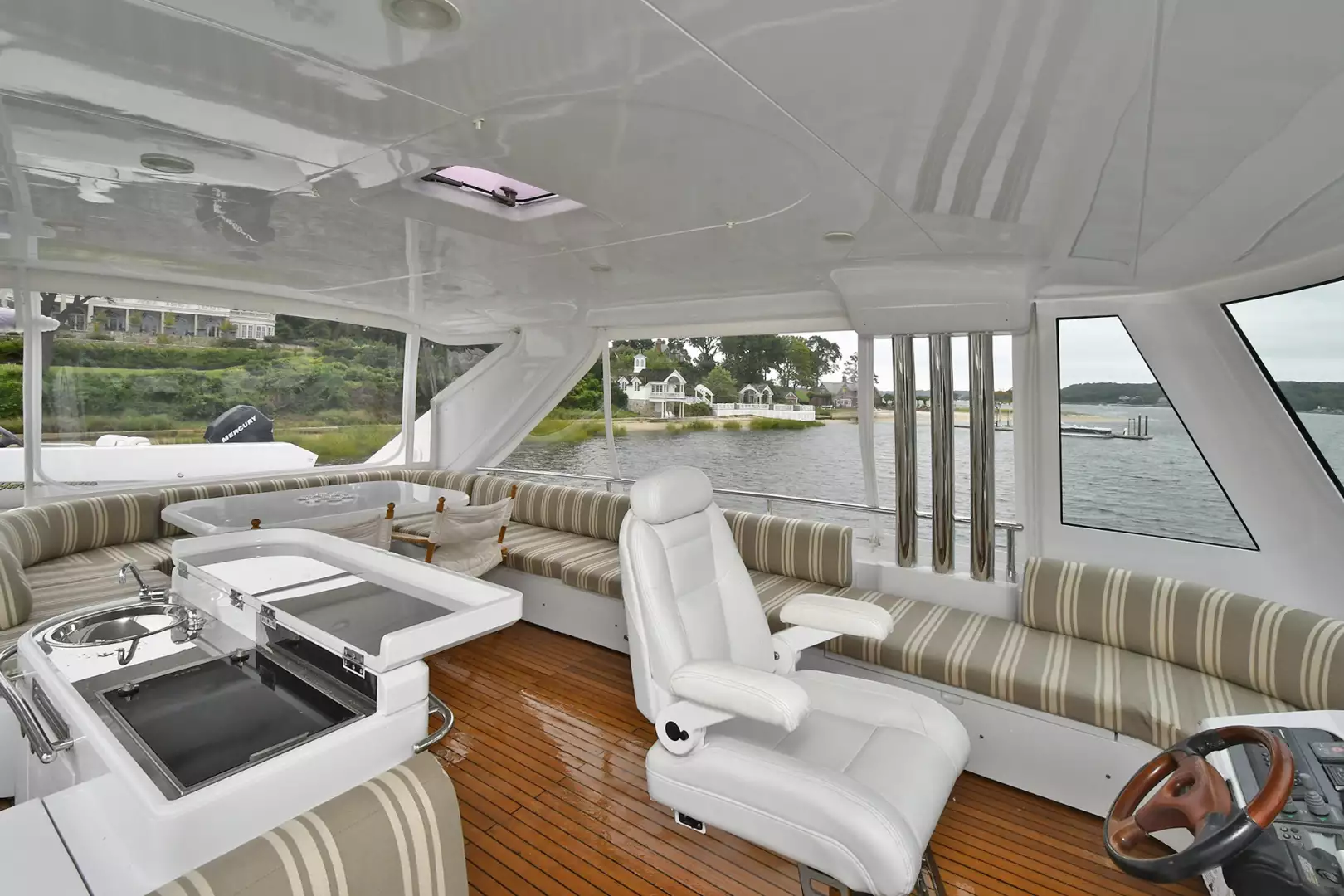 Princess 84 Flybridge-2006-Impromptu II Center Island-New York-United StatesFlybridge 1068759