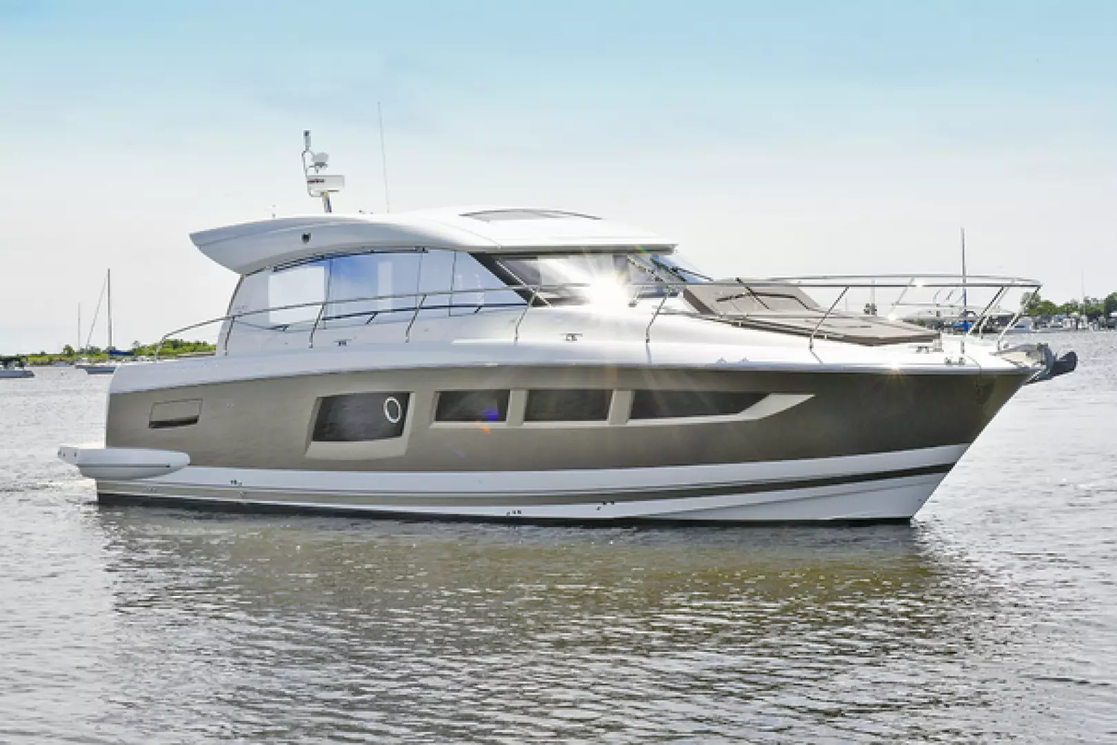 Prestige 500 S-2017-Arcadia New York-New York-United StatesStarboard Bow 1175176