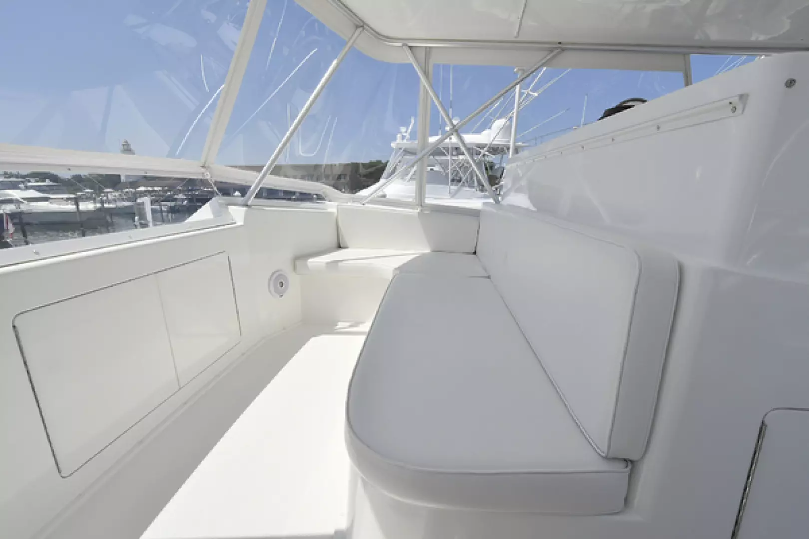 Viking 50 Convertible-2001-Reel Savage Freeport-New York-United StatesForward Flybridge Seating 1203791