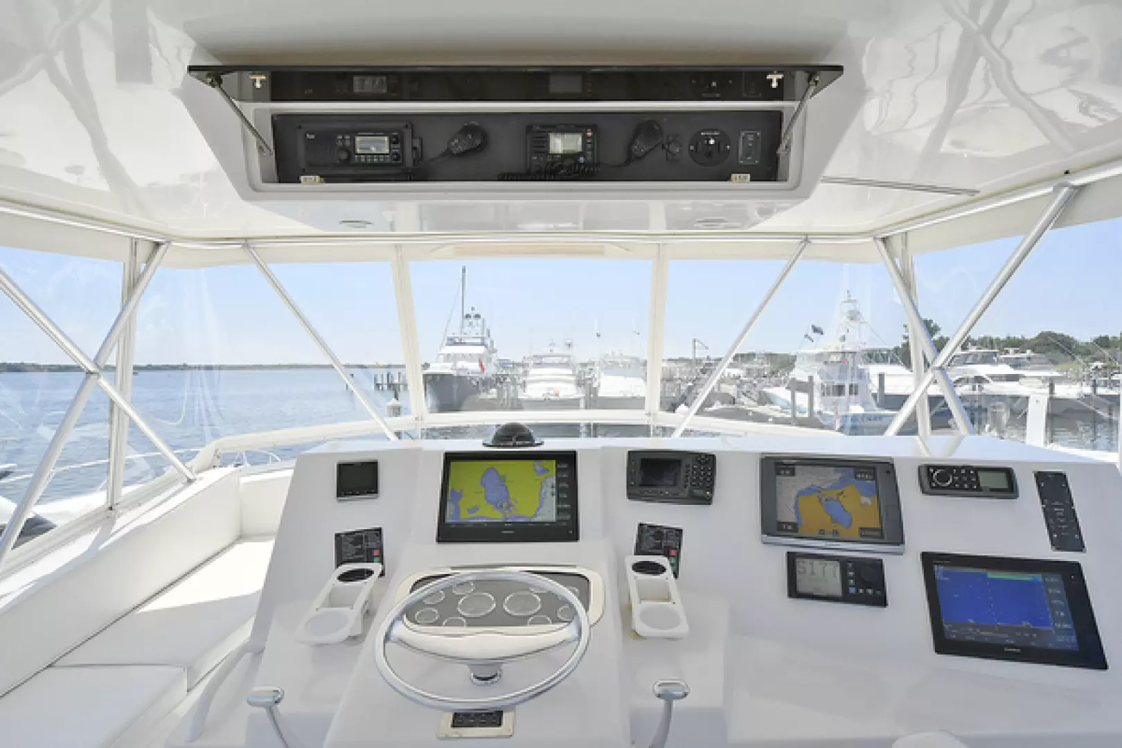 Viking 50 Convertible-2001-Reel Savage Freeport-New York-United StatesHelm Station  1203788