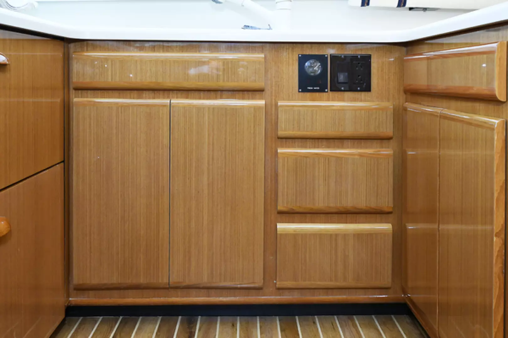 Viking 50 Convertible-2001-Reel Savage Freeport-New York-United States 1409152