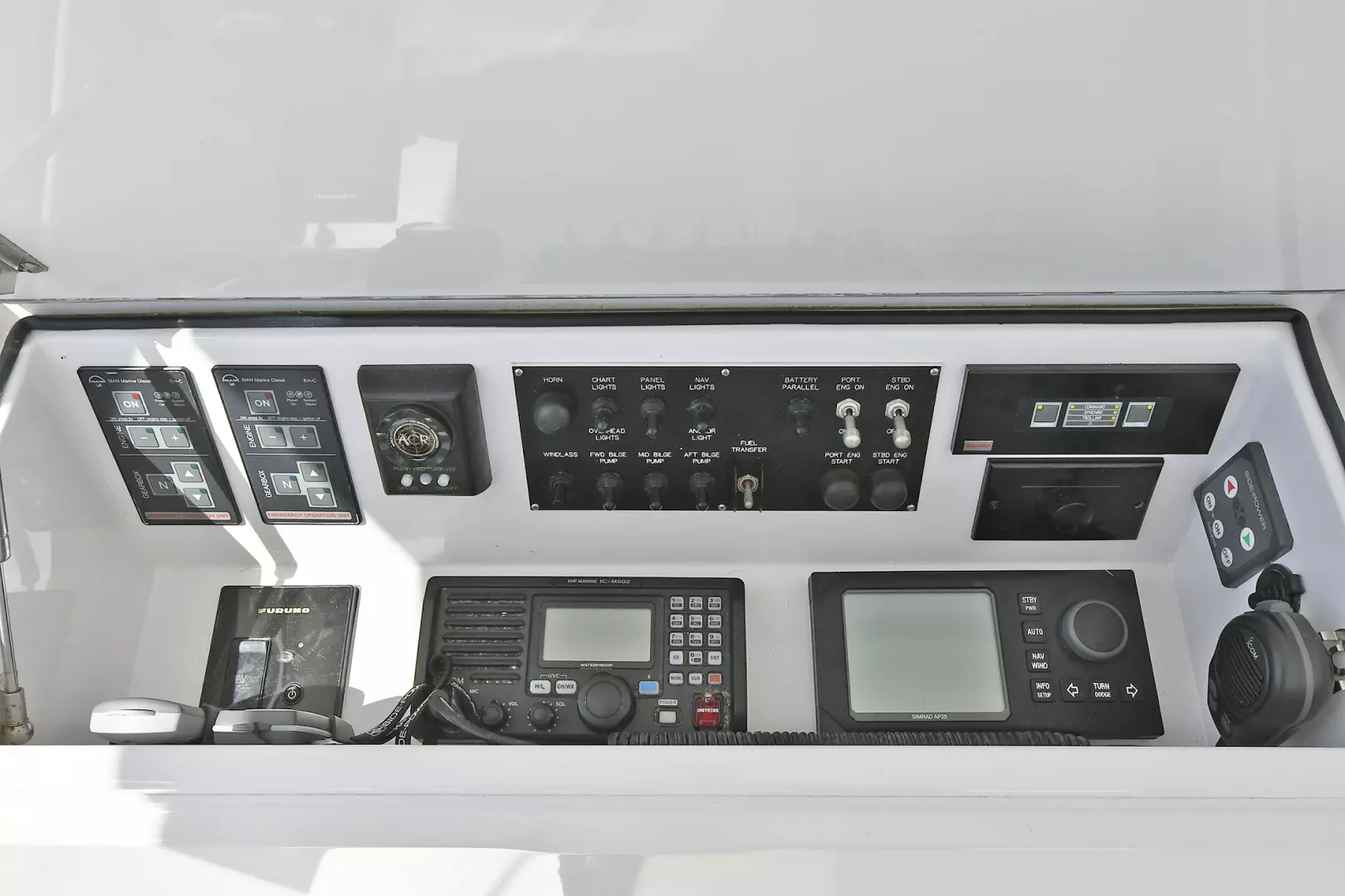 Viking 52 Convertible-2006-Relentless Westport-Connecticut-United StatesElectronics 1212110