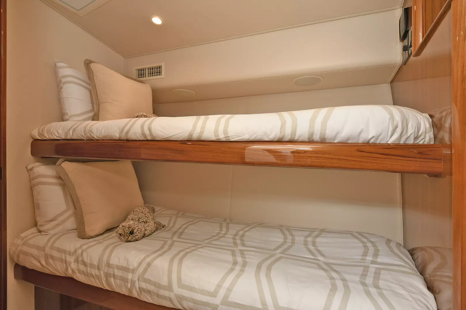 Viking 52 Convertible-2006-Relentless Westport-Connecticut-United StatesGuest Stateroom 1212136