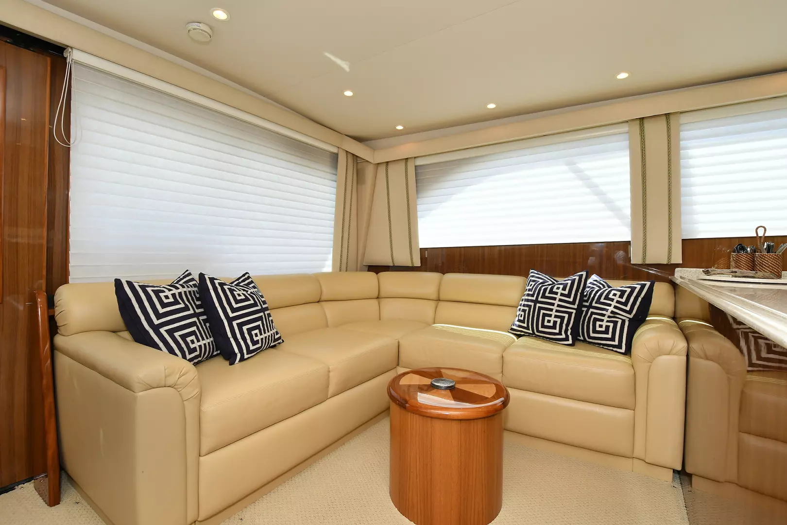 Viking 52 Convertible-2006-Relentless Westport-Connecticut-United StatesSalon  1212118