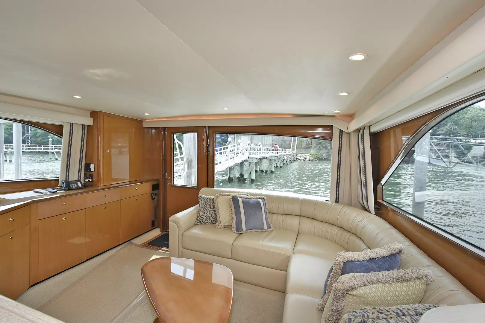 Viking 56 Convertible with Mezzanine-2004-Katherin Whitestone-New York-United StatesSalon  1221472