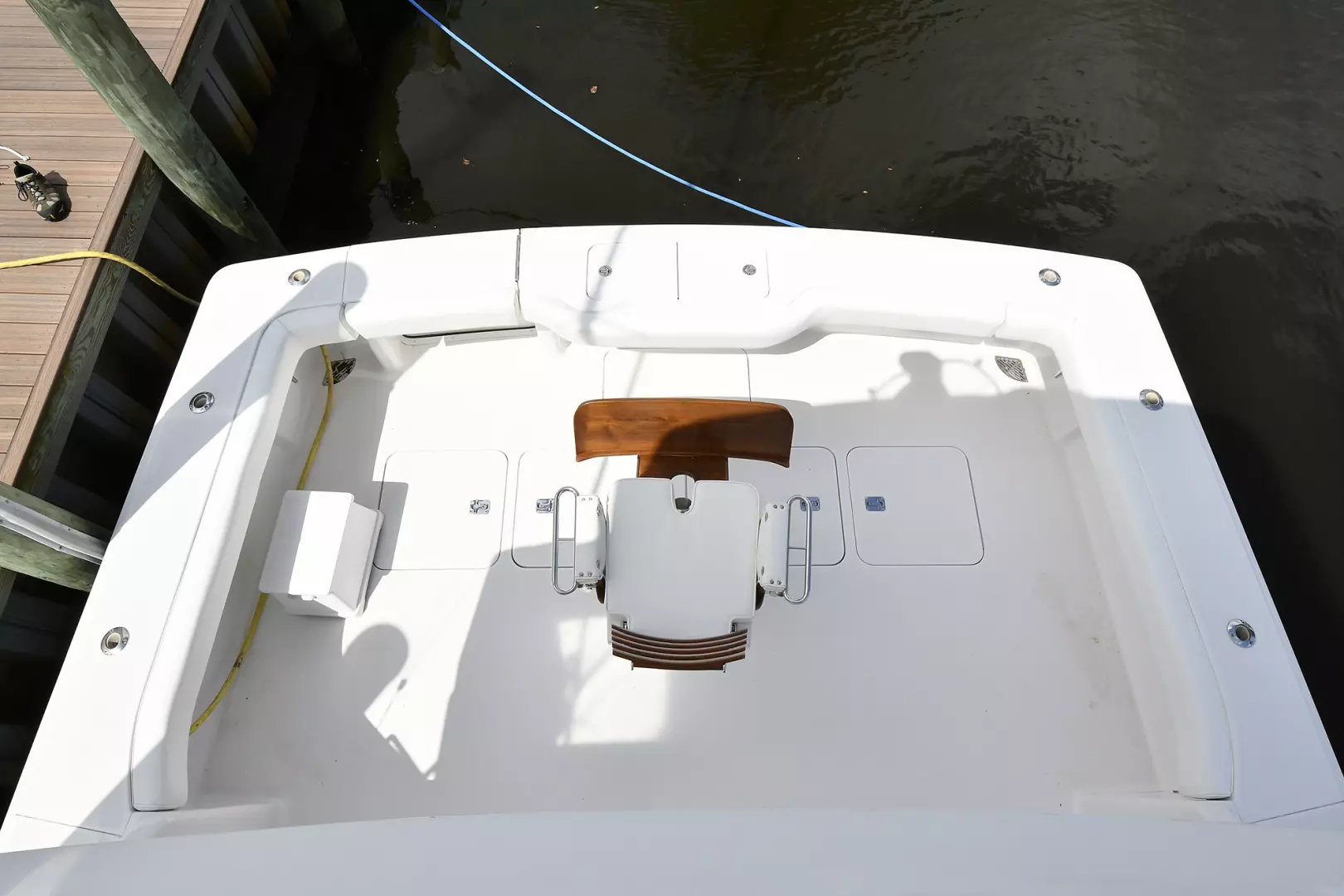 Viking 48 Convertible-2003-Renate Babylon-New York-United StatesCockpit View from Flybridge 1224387