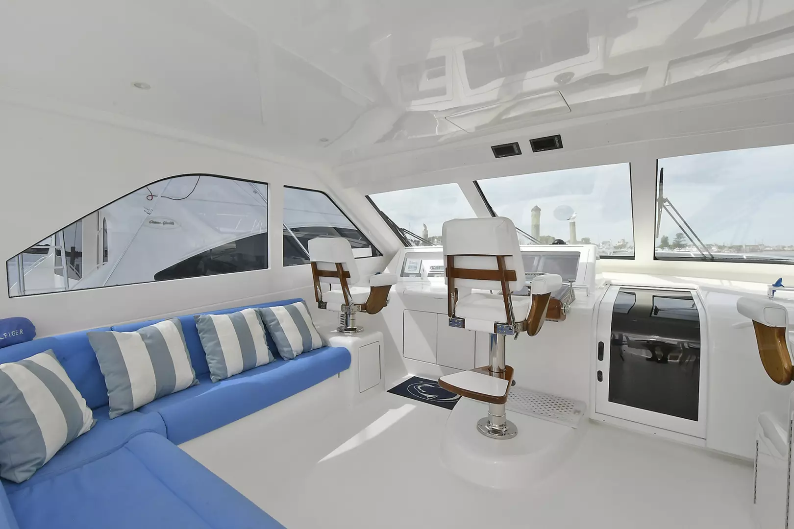 Viking 52 Open-2009-Oh Sonny Boy Freeport-New York-United StatesHelm Deck 1225975