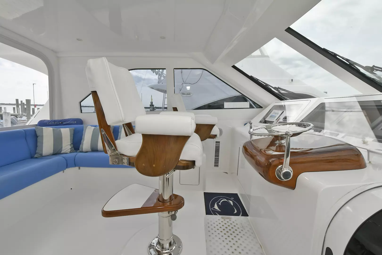 Viking 52 Open-2009-Oh Sonny Boy Freeport-New York-United StatesHelm Seating 1225978