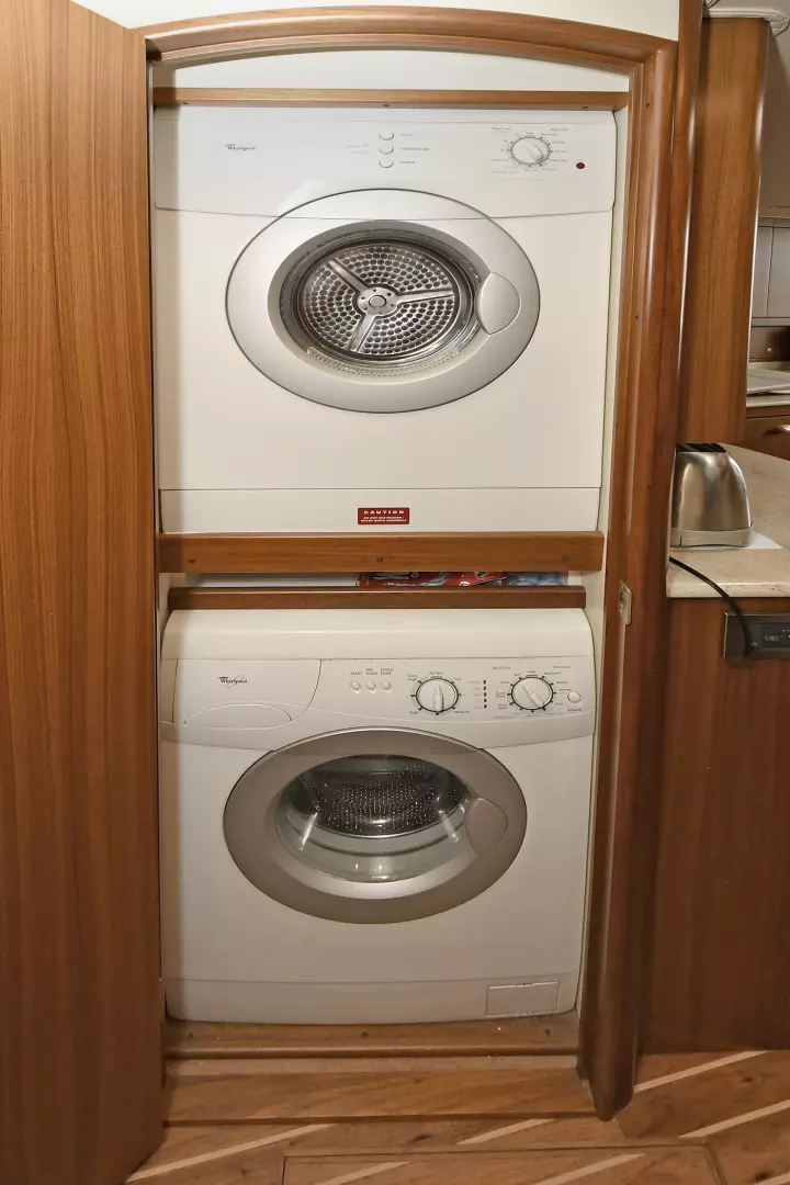 Viking 52 Open-2009-Oh Sonny Boy Freeport-New York-United StatesWasher/Dryer 1225992