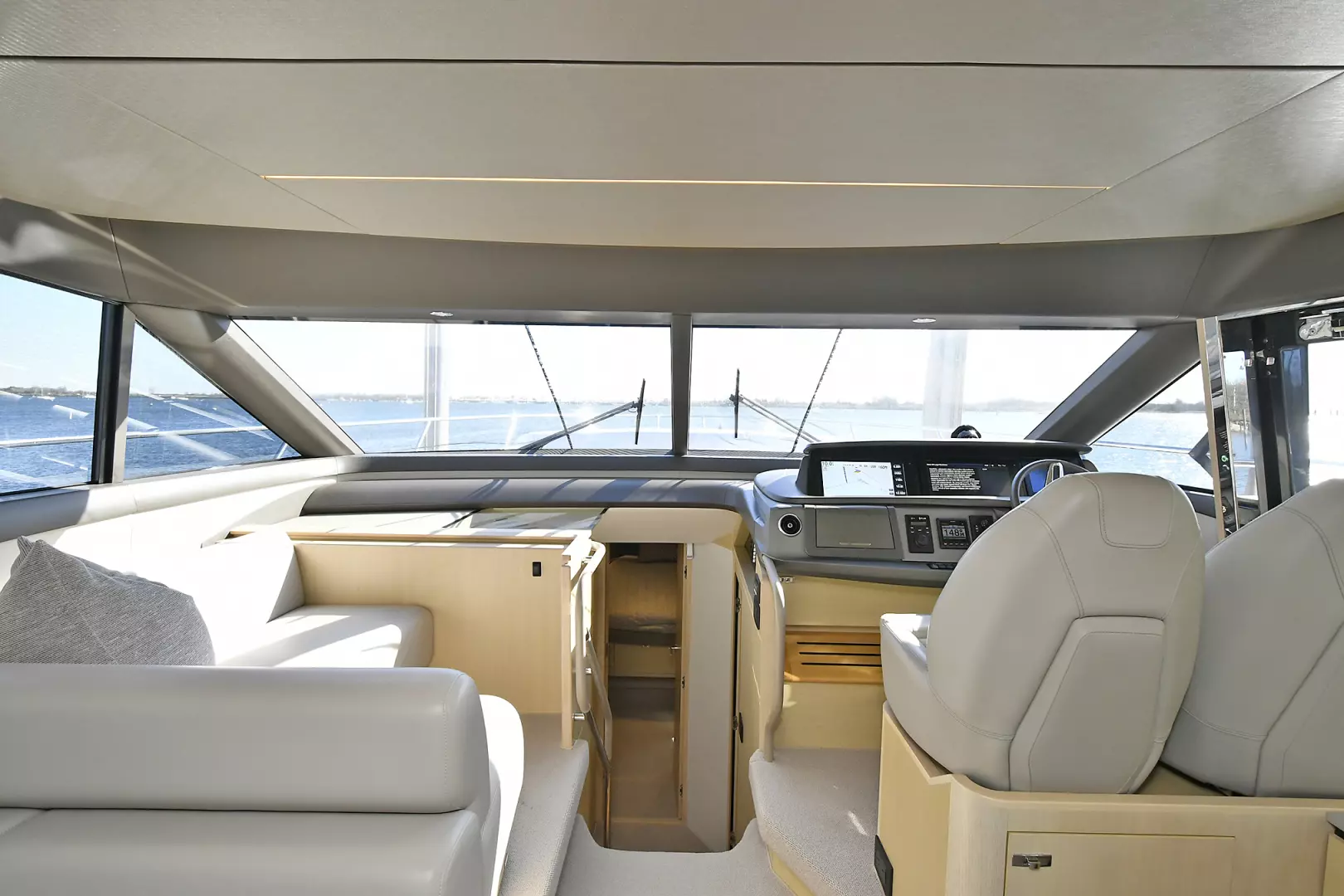 Princess 62 Flybridge-2018-Sweet Melissa Ft. Lauderdale-Florida-United StatesLower Helm Station  1307507