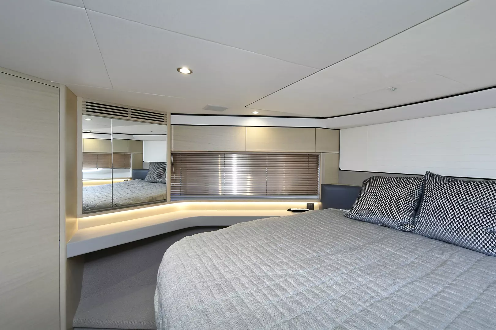 Princess 62 Flybridge-2018-Sweet Melissa Ft. Lauderdale-Florida-United StatesVIP Stateroom  1307554