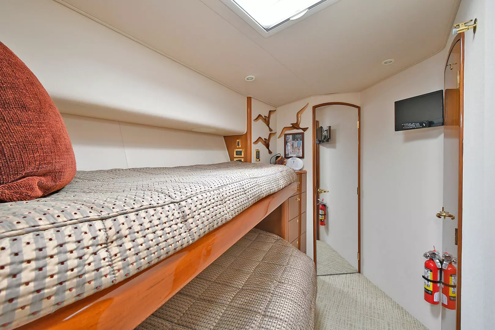 Viking 56 Convertible-2006-On The Ball Montauk-New York-United StatesGuest Stateroom 1240896