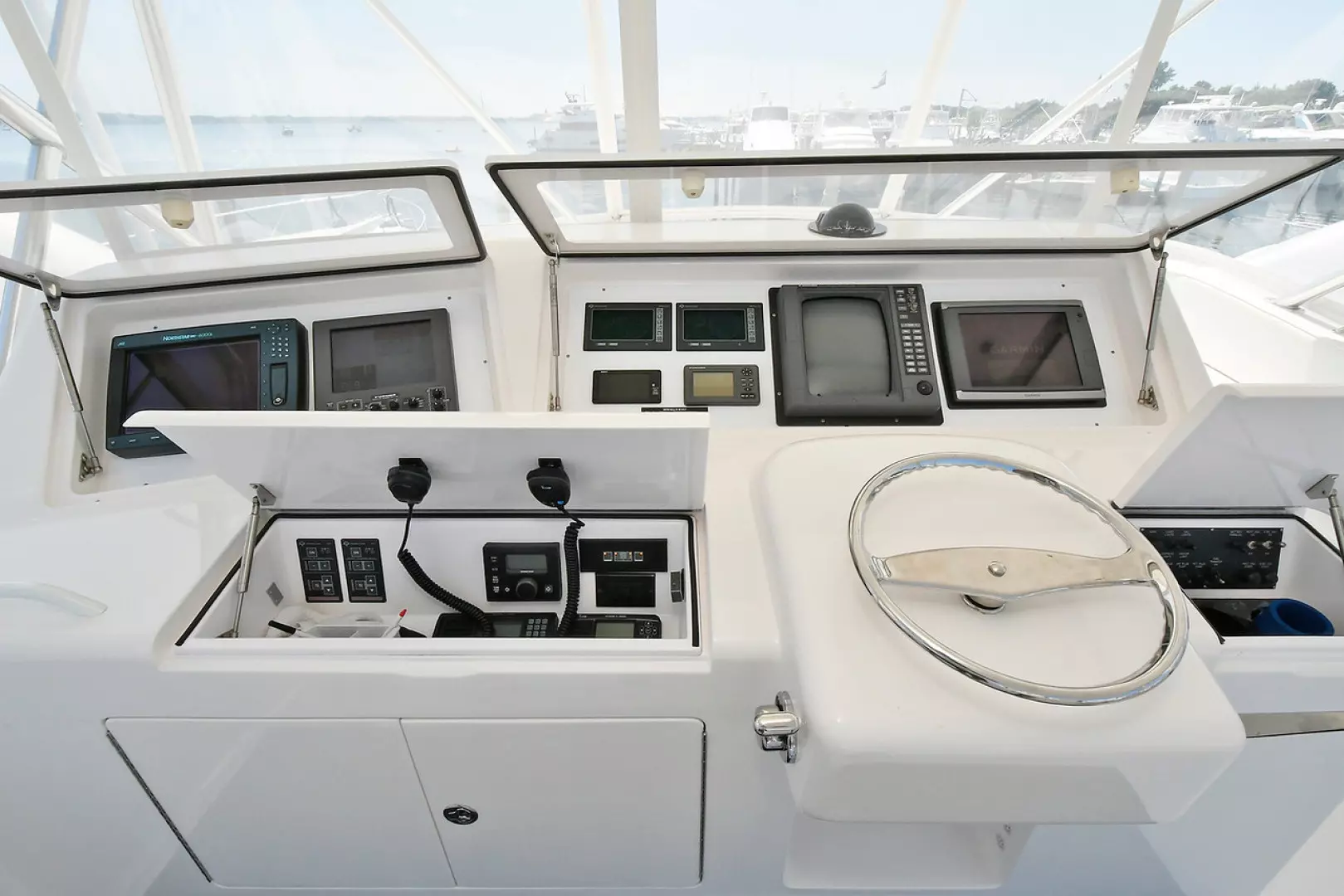 Viking 56 Convertible-2006-On The Ball Montauk-New York-United StatesHelm Station 1240879