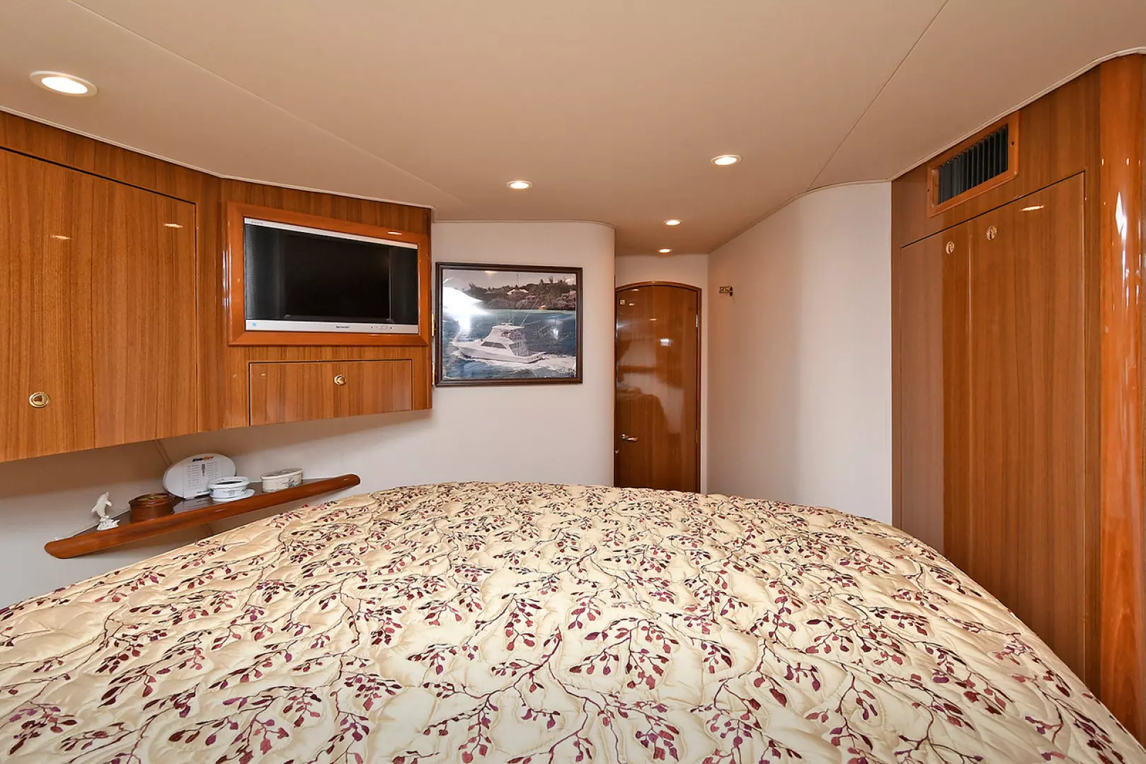 Viking 56 Convertible-2006-On The Ball Montauk-New York-United StatesVIP Stateroom  Aft View 1240893