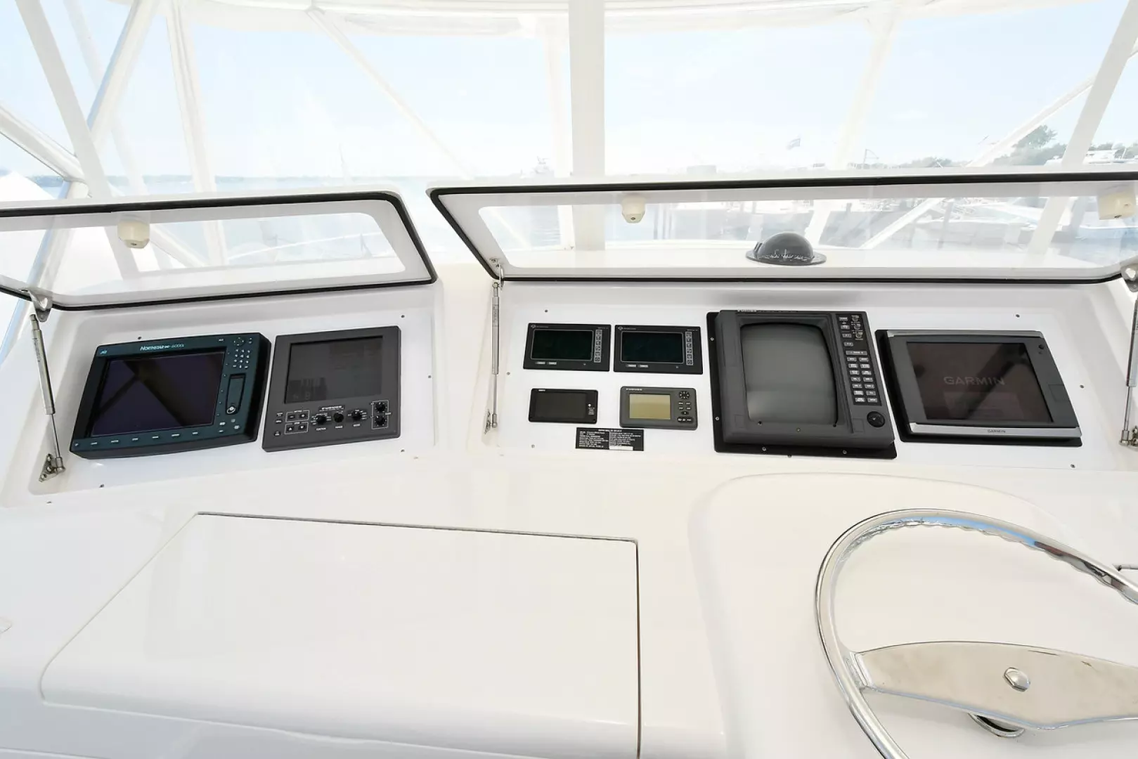 Viking 56 Convertible-2006-On The Ball Montauk-New York-United StatesHelm Station 1240878