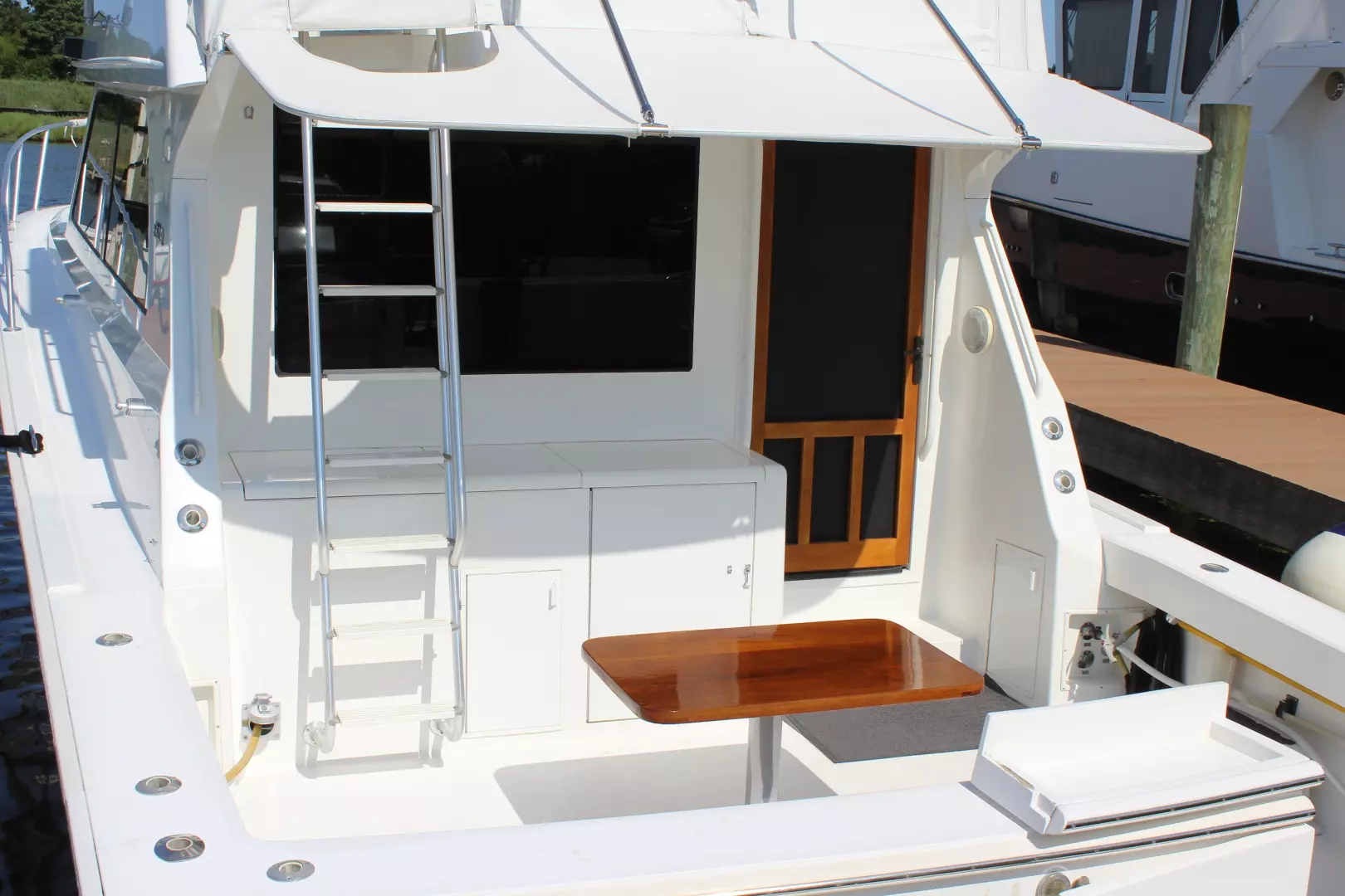 Viking 43 Convertible-1998-Valhalla Patchogue-New York-United StatesCockpit 1269852