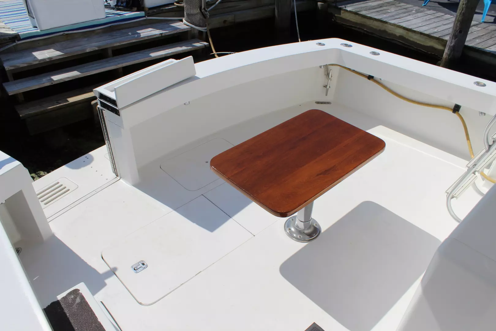 Viking 43 Convertible-1998-Valhalla Patchogue-New York-United StatesCockpit 1269853