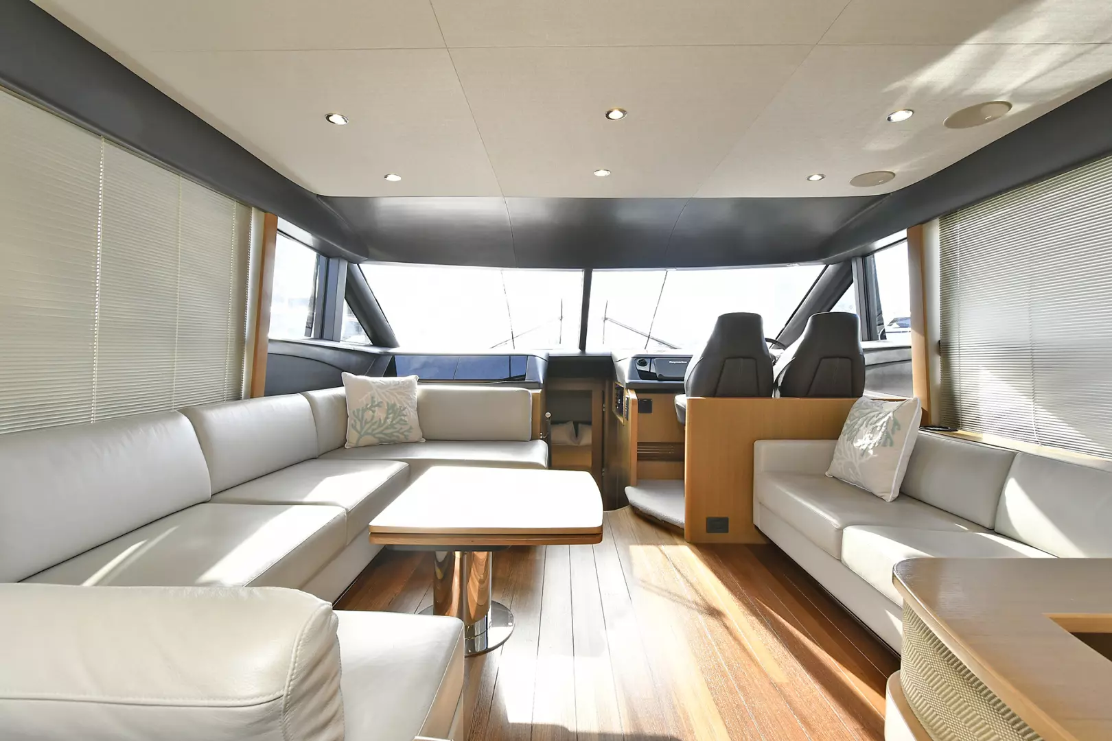 Princess 52 Flybridge-2016-About Time Montauk-New York-United StatesSalon  1316560