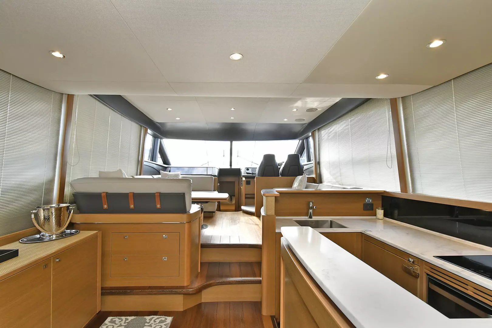 Princess 52 Flybridge-2016-About Time Montauk-New York-United StatesSalon  1316558