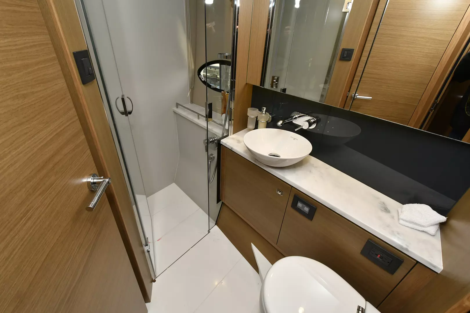 Princess 52 Flybridge-2016-About Time Montauk-New York-United StatesGuest Head 1316567