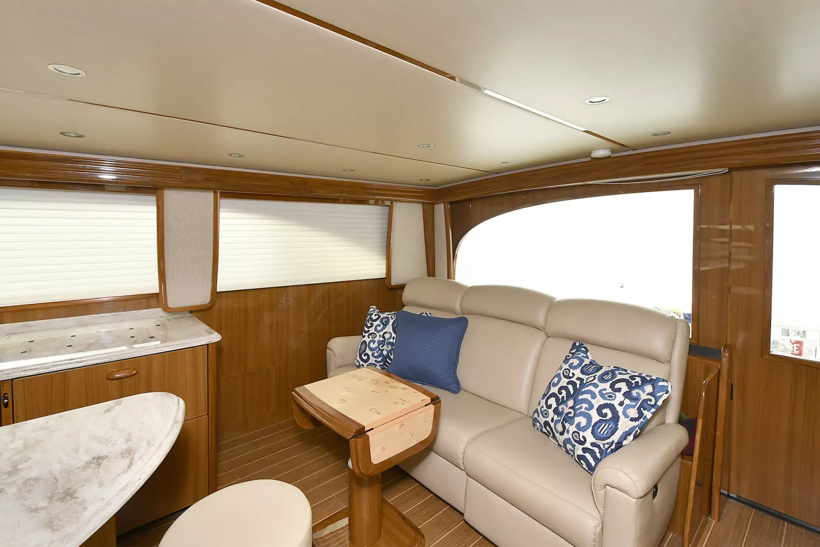 Viking 52 Convertible-2015-UTF Freeport-New York-United StatesSalon  1337698