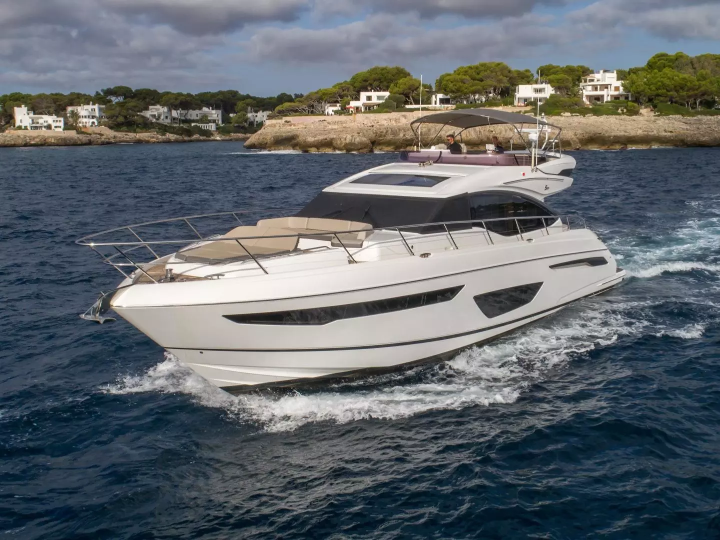 Princess S65 Sportbridge-2017-Out A Here Long Island-New York-United StatesSistership Photo 1348954