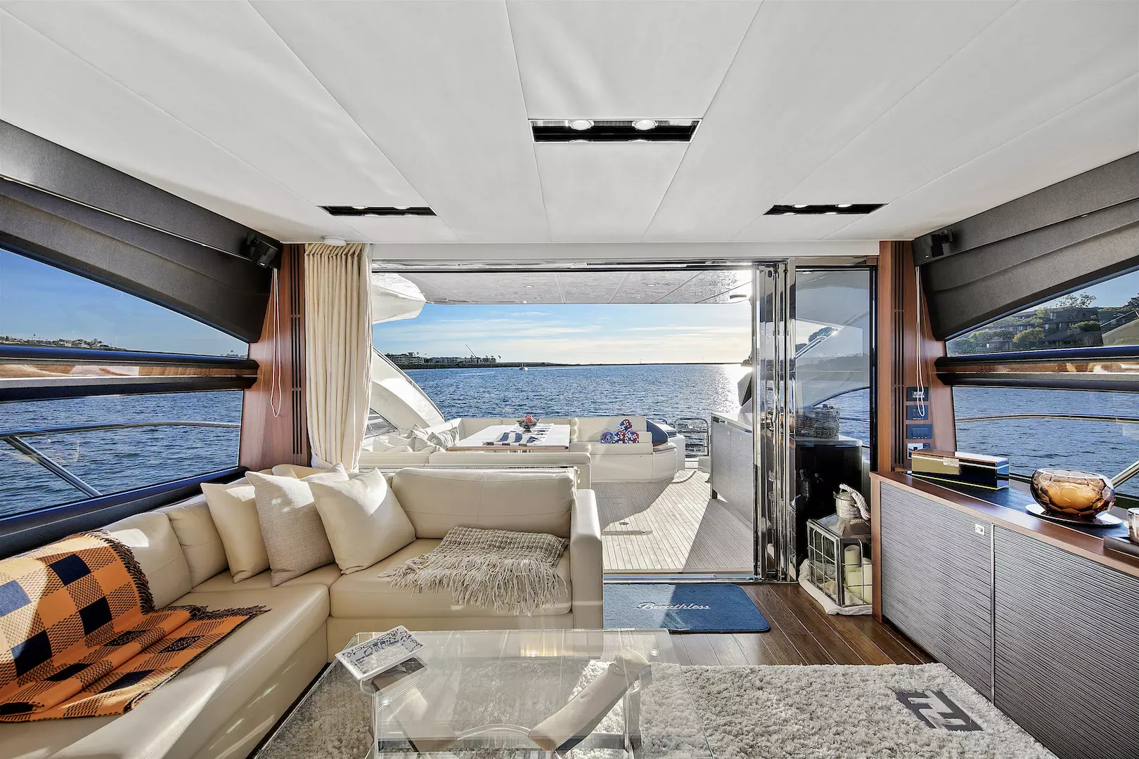 Princess V72-2014-BREATHLESS Marina Del Rey-California-United StatesSalon  1348505